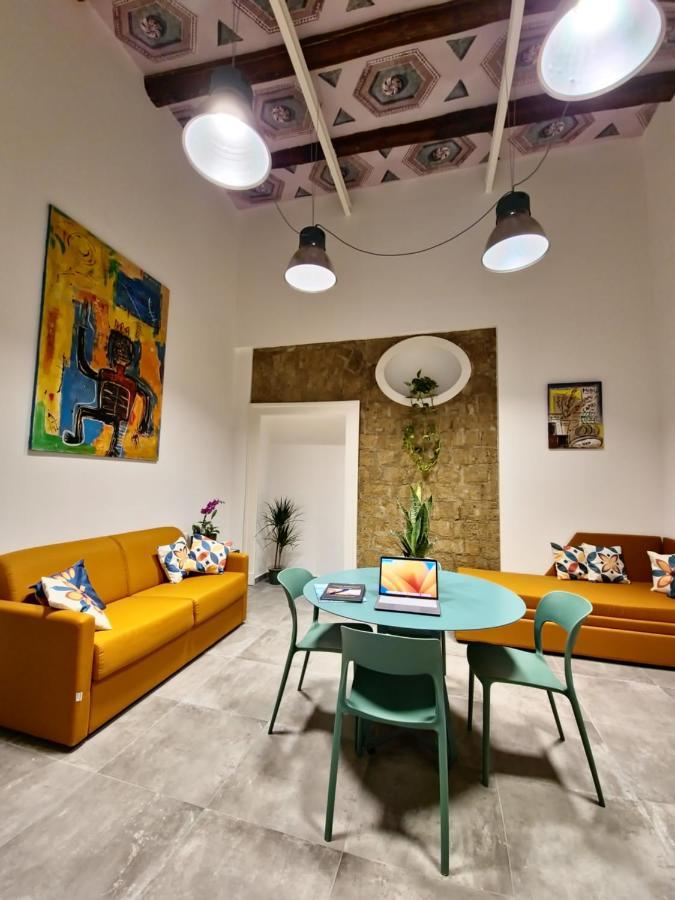 Borgo Dei Miracoli Hotel Napoli Ngoại thất bức ảnh