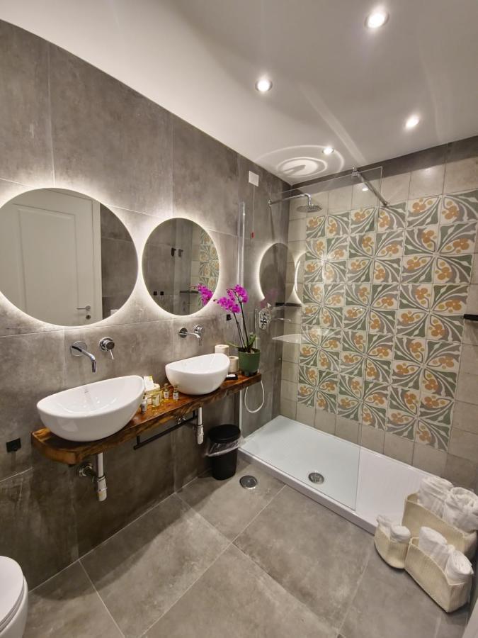 Borgo Dei Miracoli Hotel Napoli Ngoại thất bức ảnh