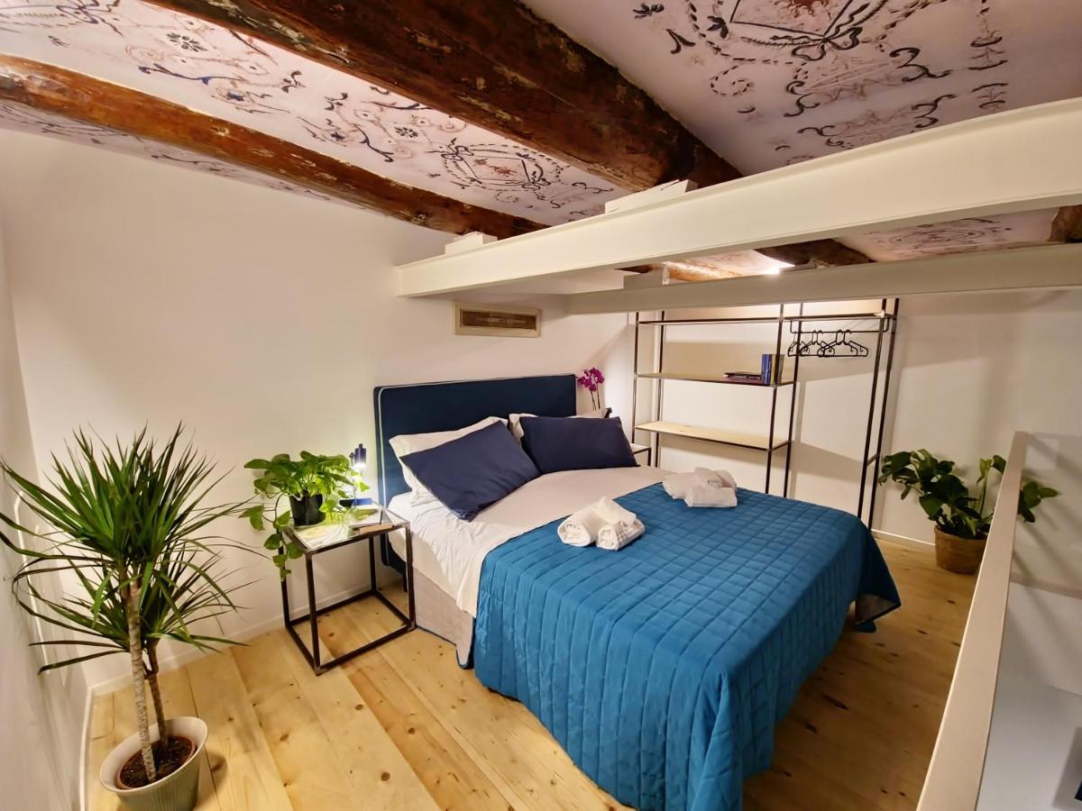 Borgo Dei Miracoli Hotel Napoli Ngoại thất bức ảnh