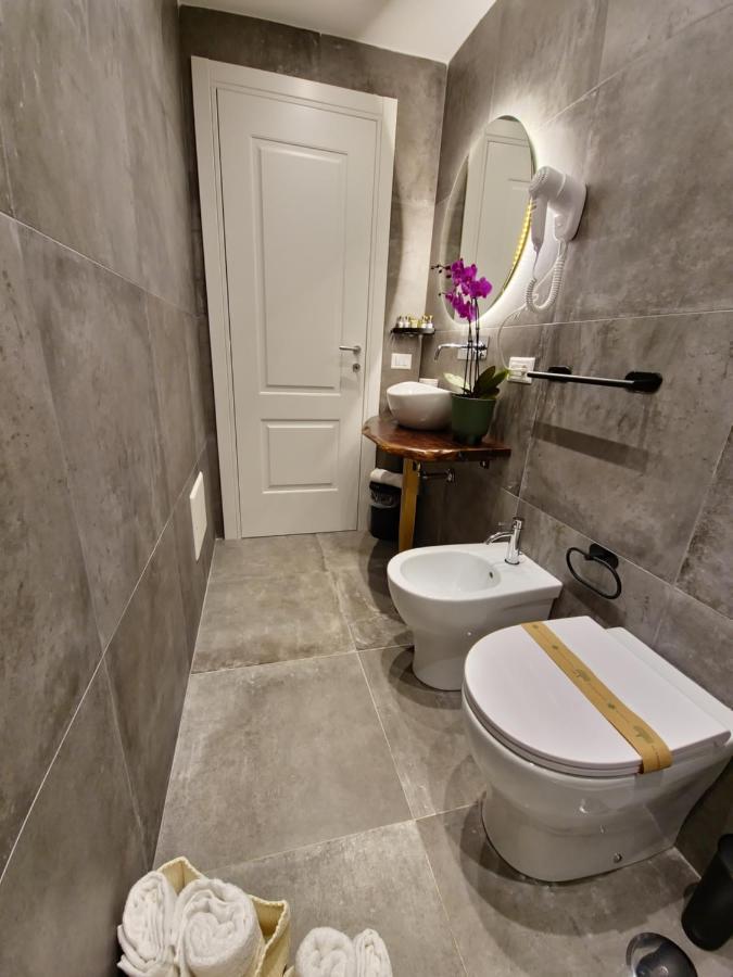 Borgo Dei Miracoli Hotel Napoli Ngoại thất bức ảnh