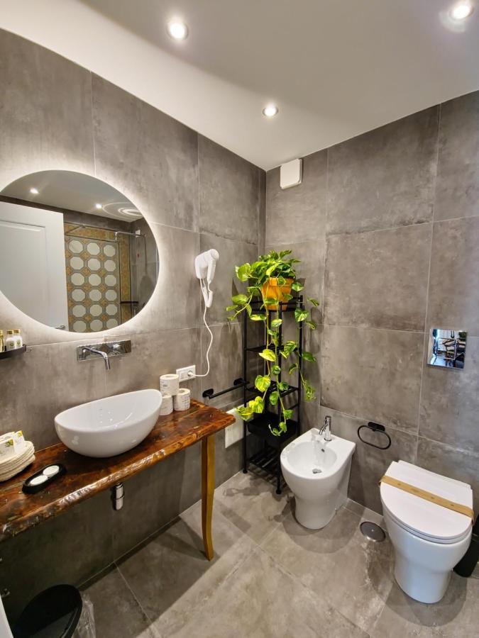 Borgo Dei Miracoli Hotel Napoli Ngoại thất bức ảnh