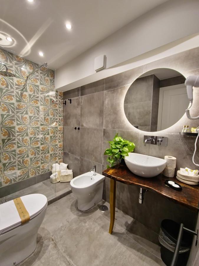 Borgo Dei Miracoli Hotel Napoli Ngoại thất bức ảnh